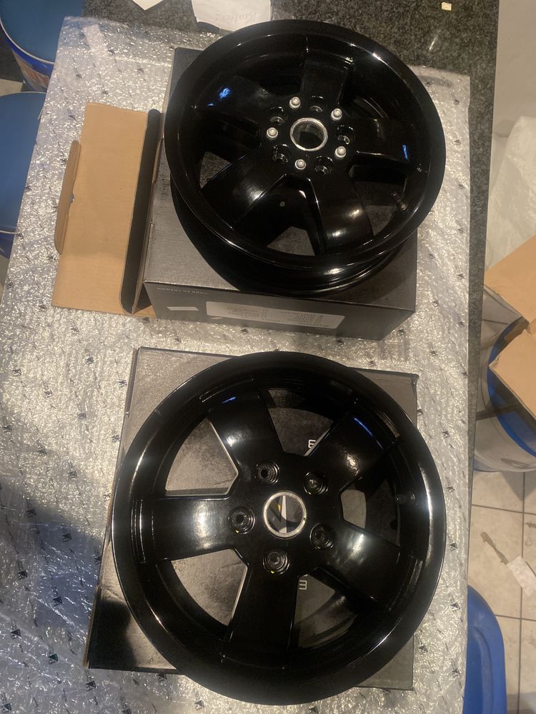 Felgi Piaggio Vespa GTS 125/300 idealny stan Jak Nowe 12 N187
