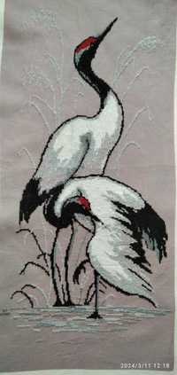 Obraz ręcznie haftowany "Żurawie nad rozlewiskiem"