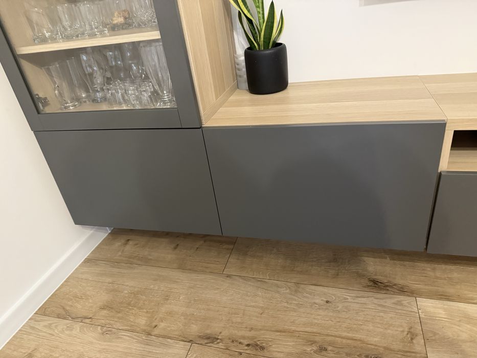 Ikea besta zestaw szafek podwieszanych i rtv