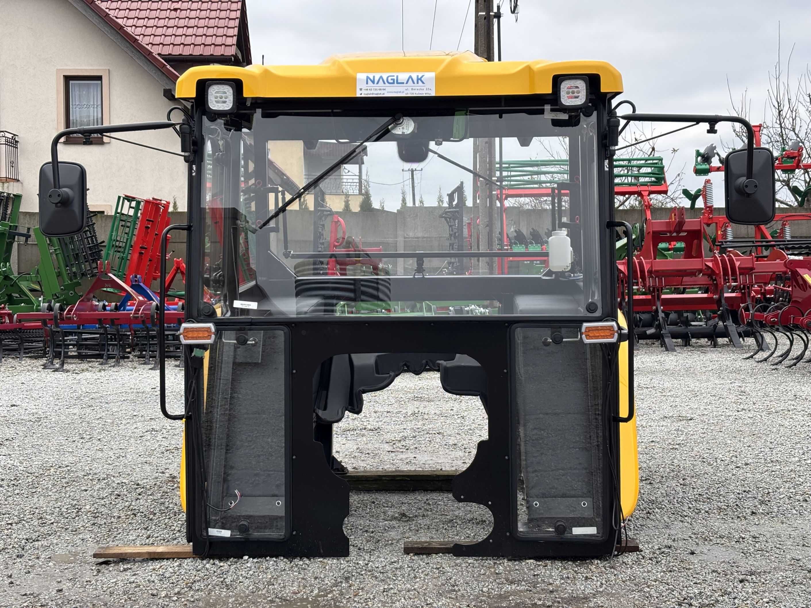 Kabina C-360 C360 Z Błotnikami BTW X 2023 Naglak żółta
