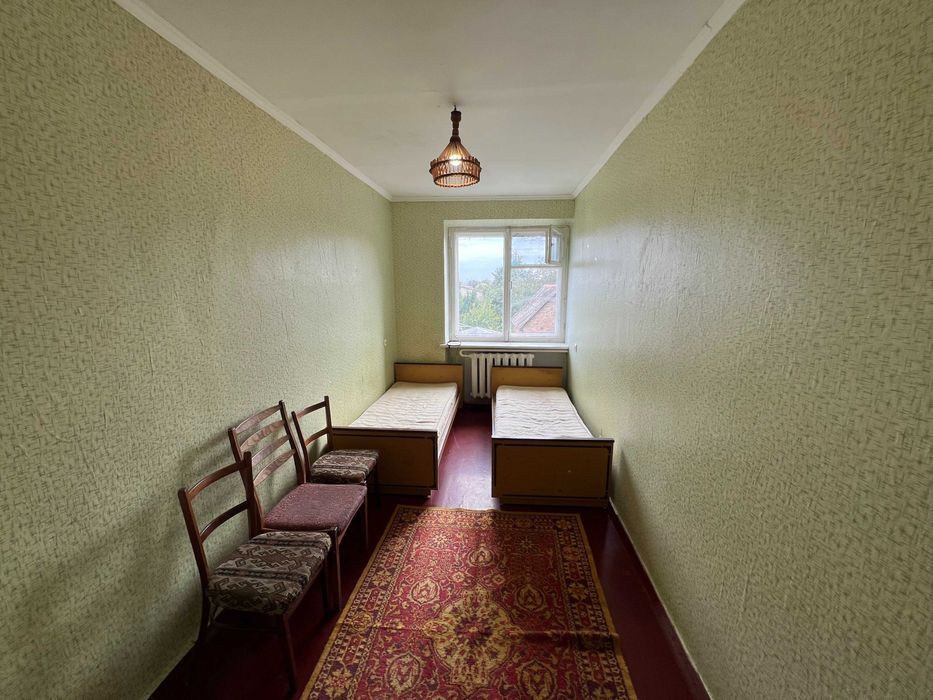 Продається двокімнатна квартира, в м. Сквира.