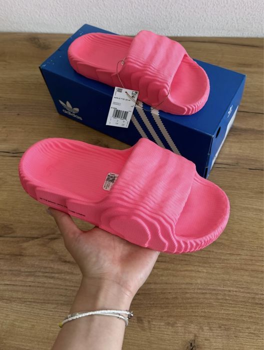 Жіночі оригінальні тапки ADILETTE 22 SLIDES,шльопанці adidas