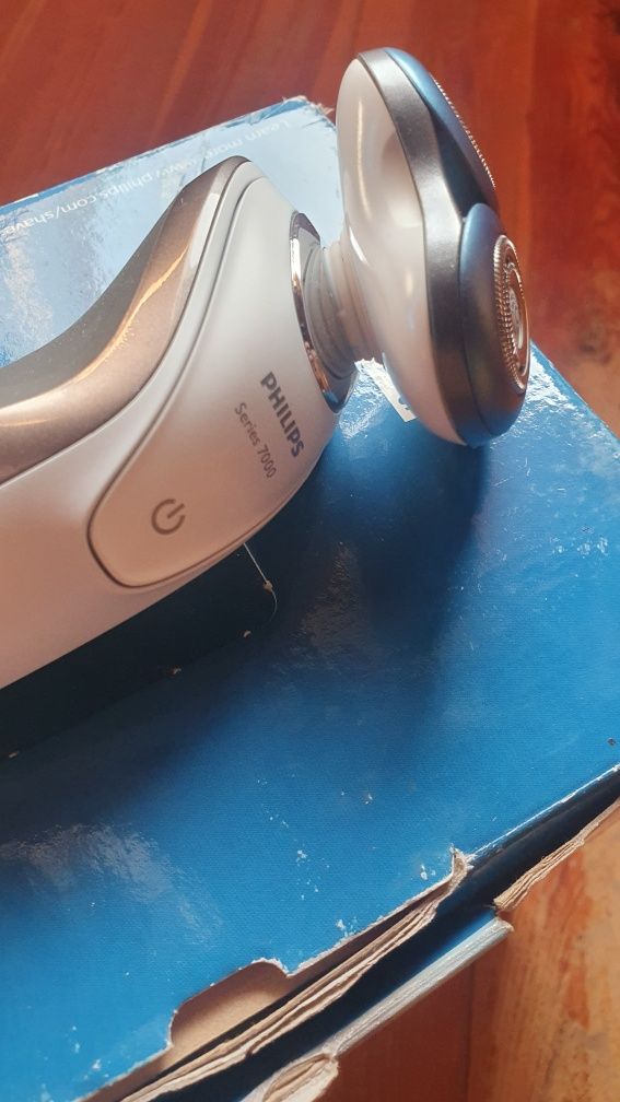 Maszynka do golenia / golarka Philips 7000