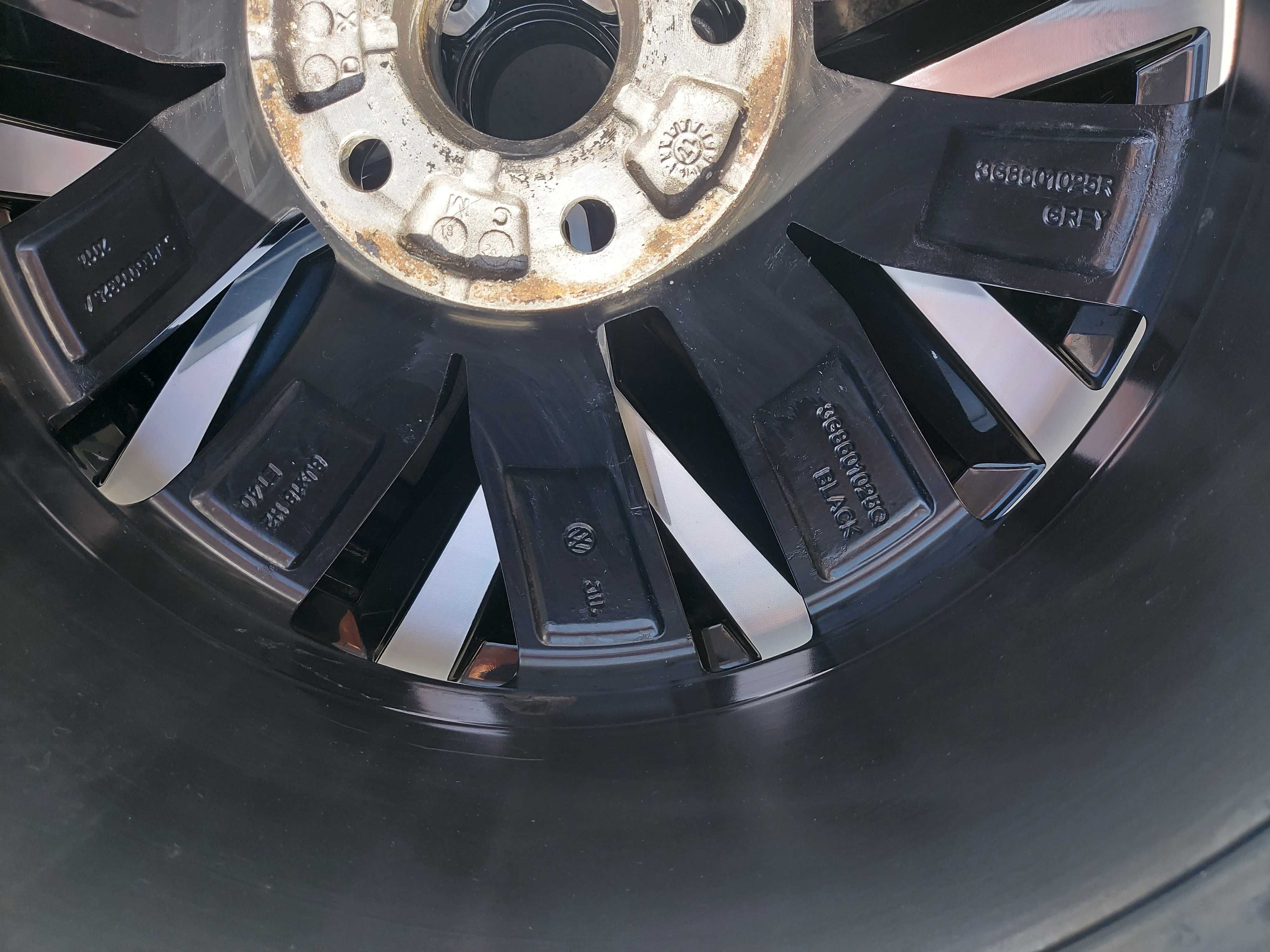 Felga oryginalna VW 18" ET40 8J Arteon