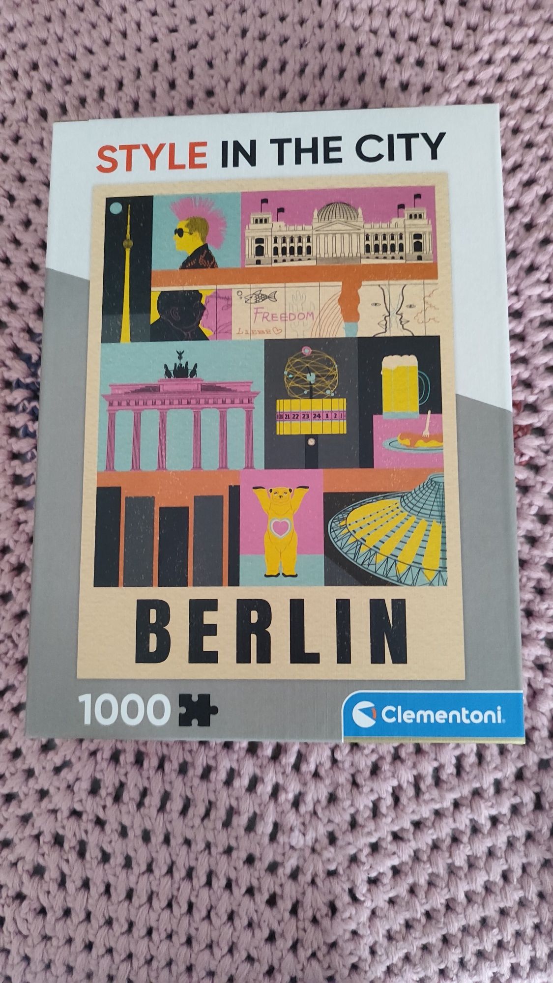 Puzzle 1000 Clementoni style in the city Berlin