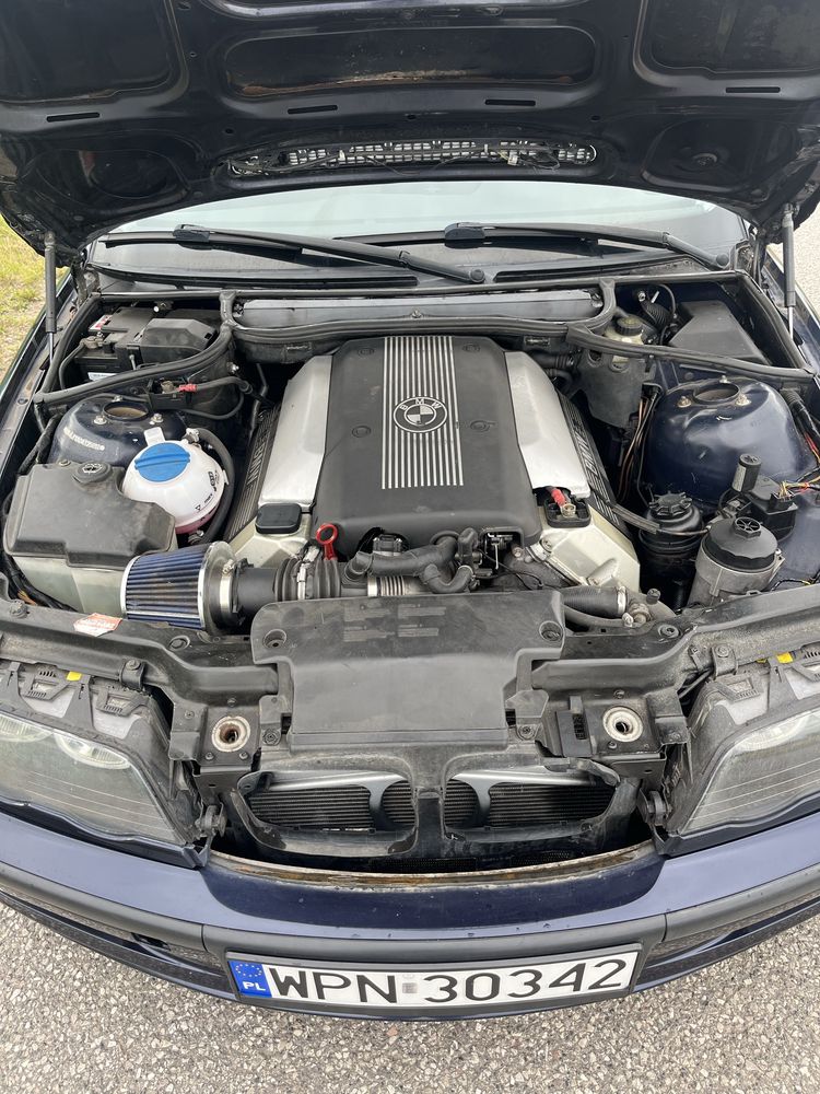 Bmw e46 3.5 V8 (drift kjs)