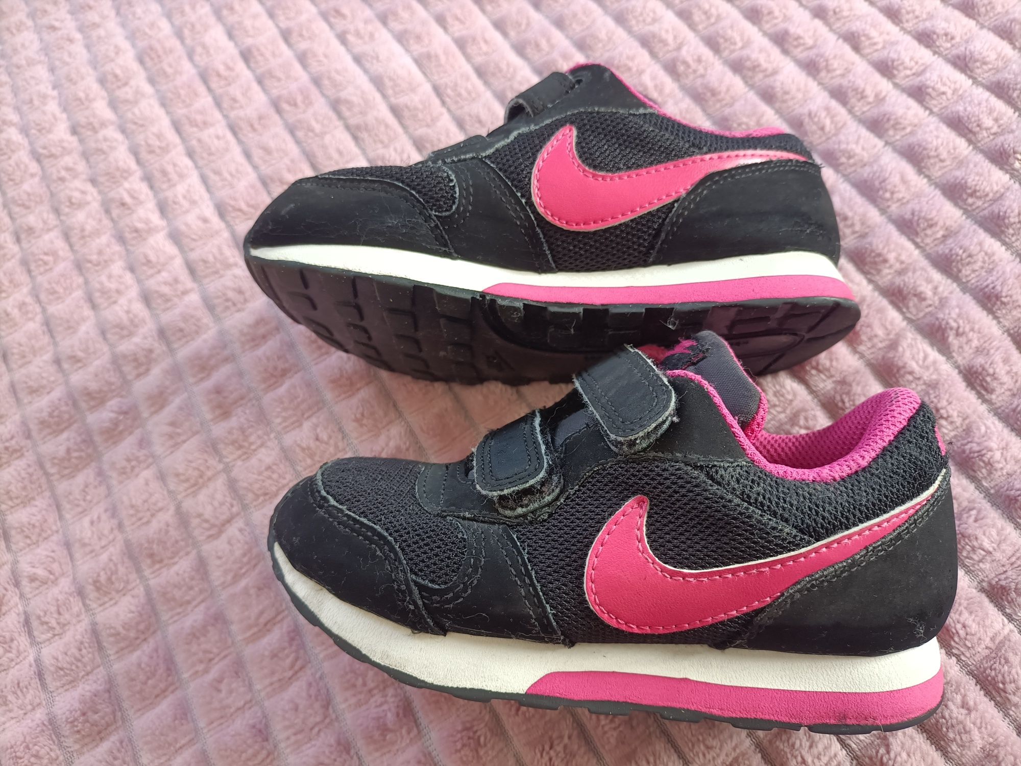 Tênis Nike n 26 menina