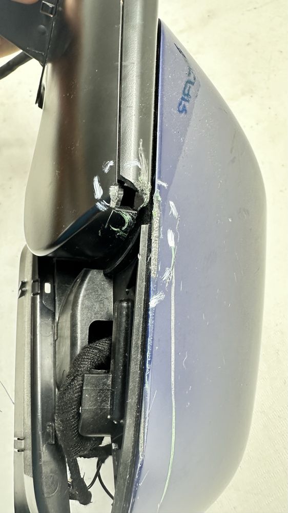 Зеркало ліве tesla model y