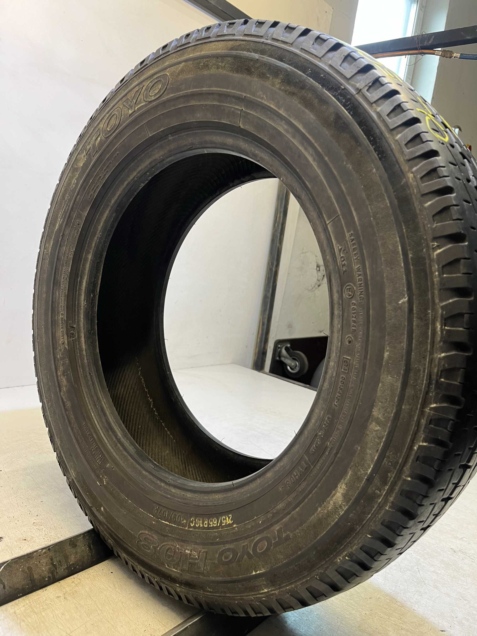 1x 215/65R16C Toyo H08 109/107R OL505