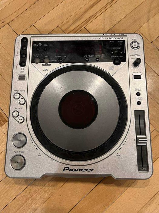 Комплект DJ обладнання: DJM-400 та Pioneer CDJ-800MK2 (2шт)