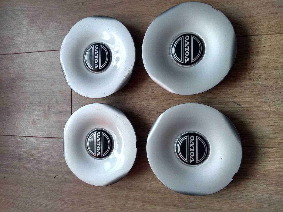 Dekielki alufelgi Volvo S40 V40 oryginal  308.179.11 komplet