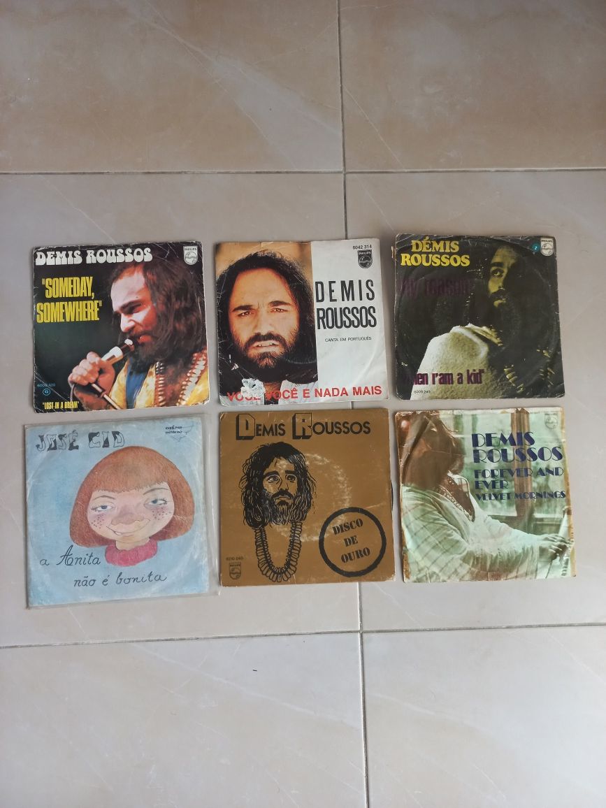 Lote de 15 singles em vinil varios artistas  demis roussos ,jose cid