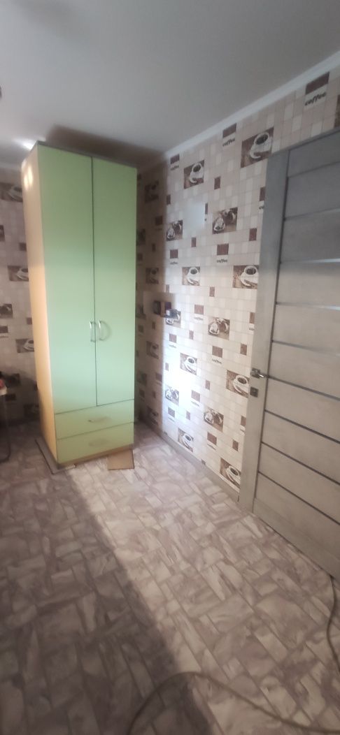 Шкаф для одежды шифоньер