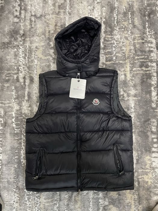 Жилетка Moncler