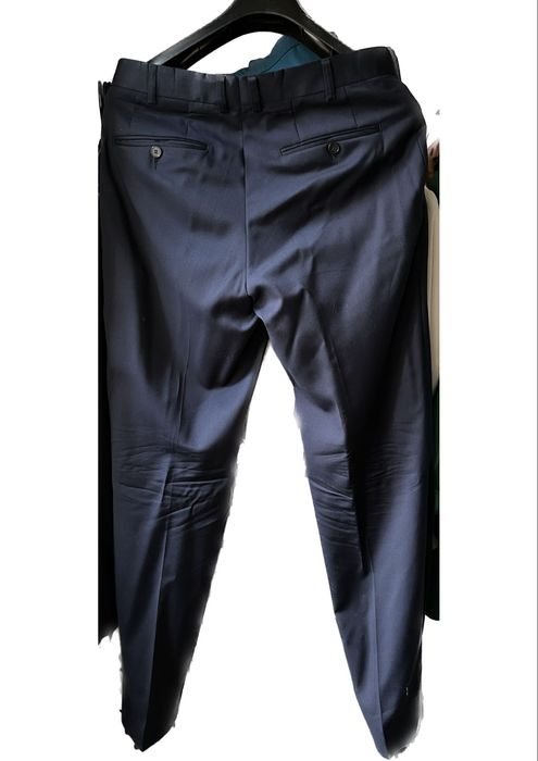 Męski garnitur Bytom, granat, 182/104 marynarka, 182/96 spodnie.