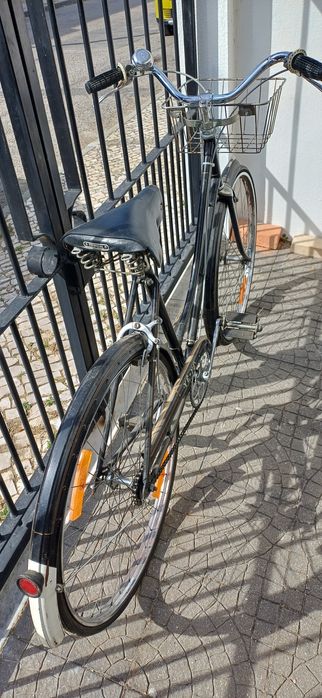 Pasteleira senhora yé yé modelo sport