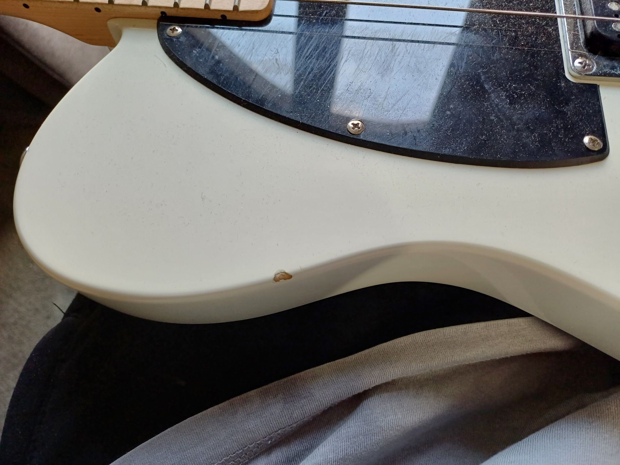 Gitara Elektryczna Squier Sonic Esquire H Arctic White