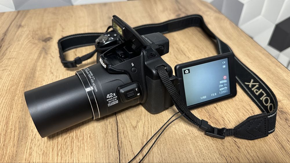 Фотоапарат NIKON Coolpix P520 SuperZoom Супер фото на далекій відстані