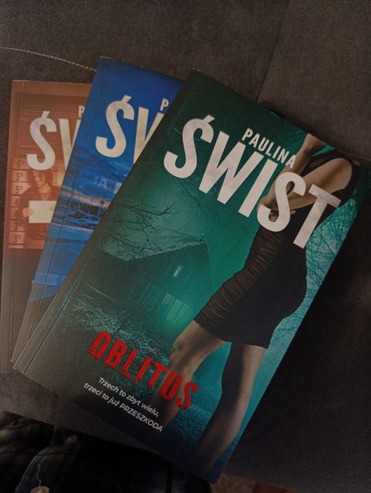 Trylogia Pauliny Świst "Incognito"