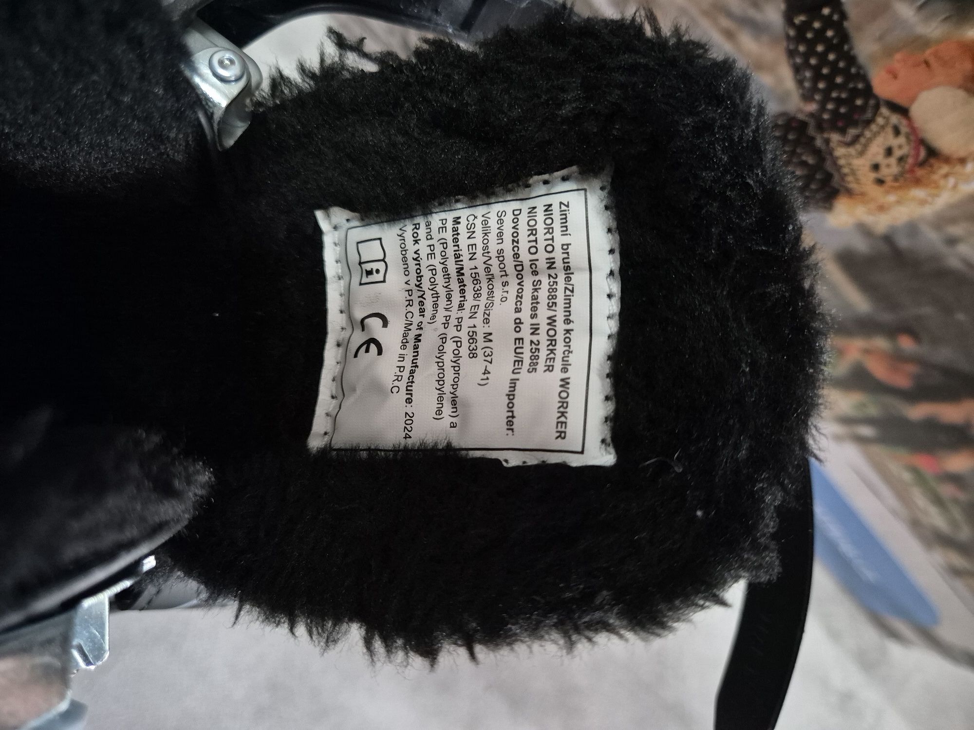 Łyżwy rekreacyjne WORKER Niorto Black R. 37-41 DWIE SZTUKI