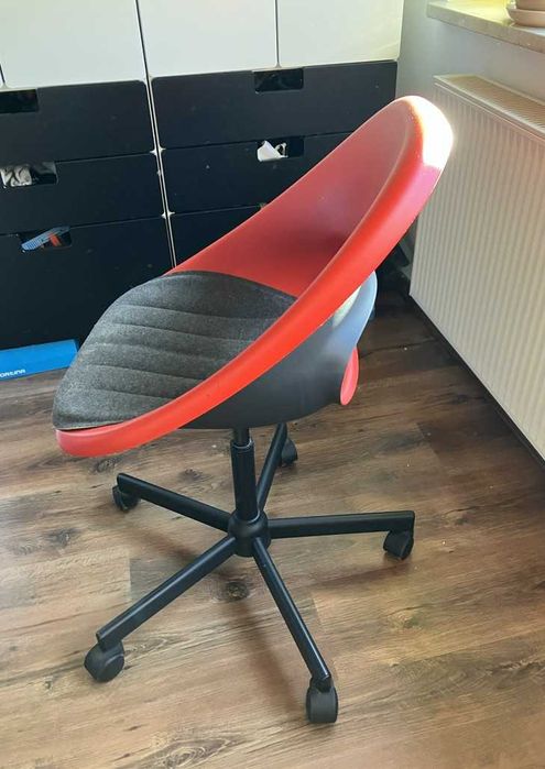 Krzesło biurkowe