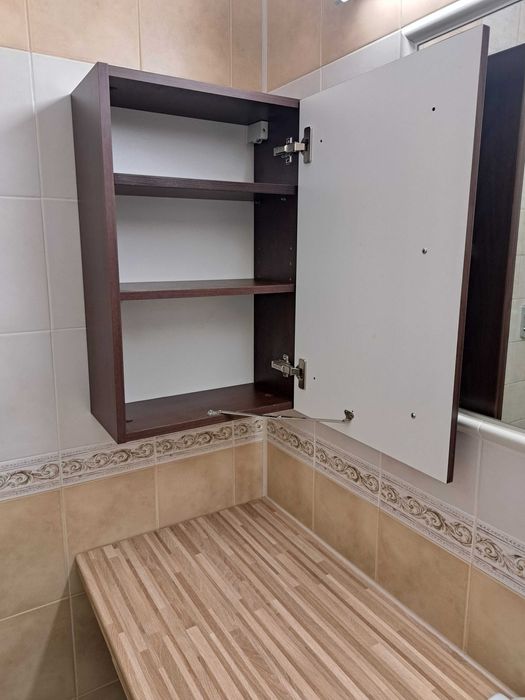 Sprzedam szafki łazienkowe 3+1