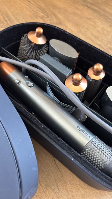 Dyson стайлер оригинал