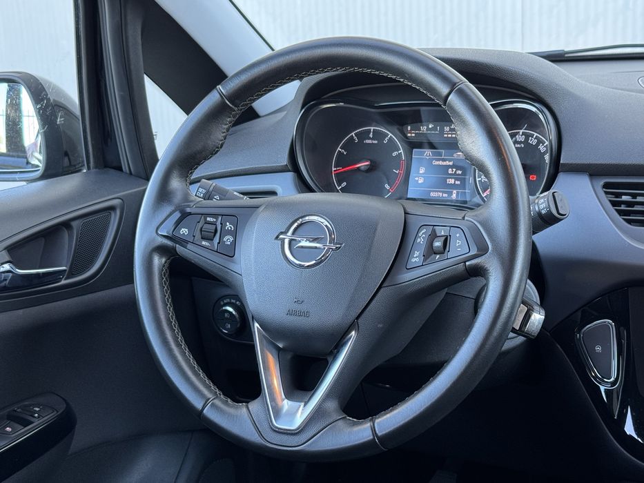 Opel Corsa 1.2 2018 com 59000km Muitos Extras