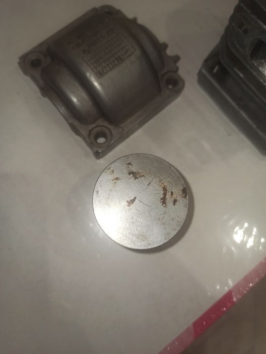 Поршнева STIHL MS 210