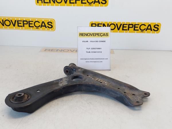 Braço de suspensão frente esquerdo VOLKSWAGEN Polo (9N)