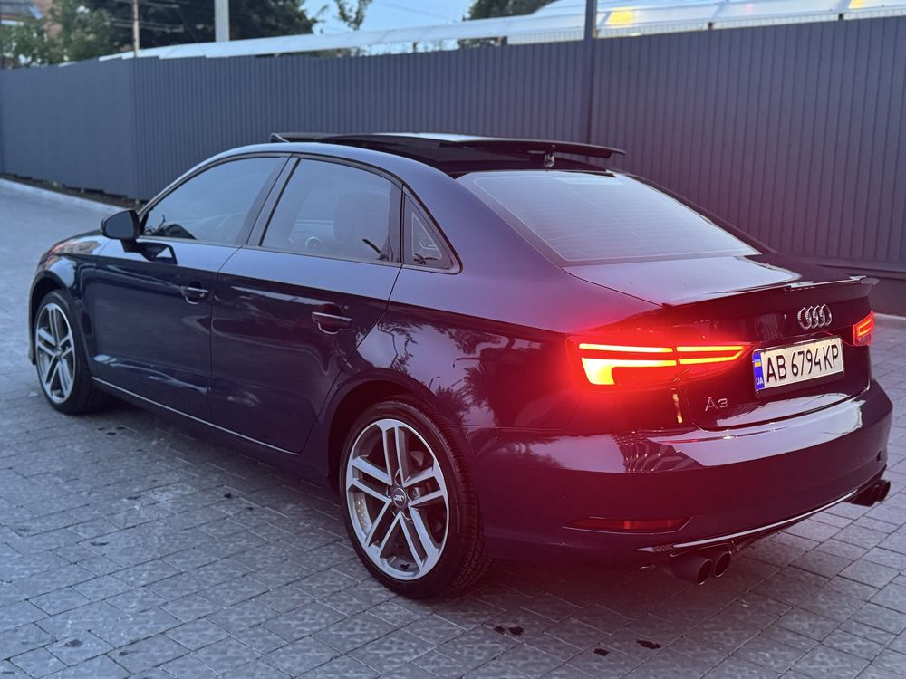 Терміново  AUDI A3 (RS3 пакет) Рестайлінг 2017 рік