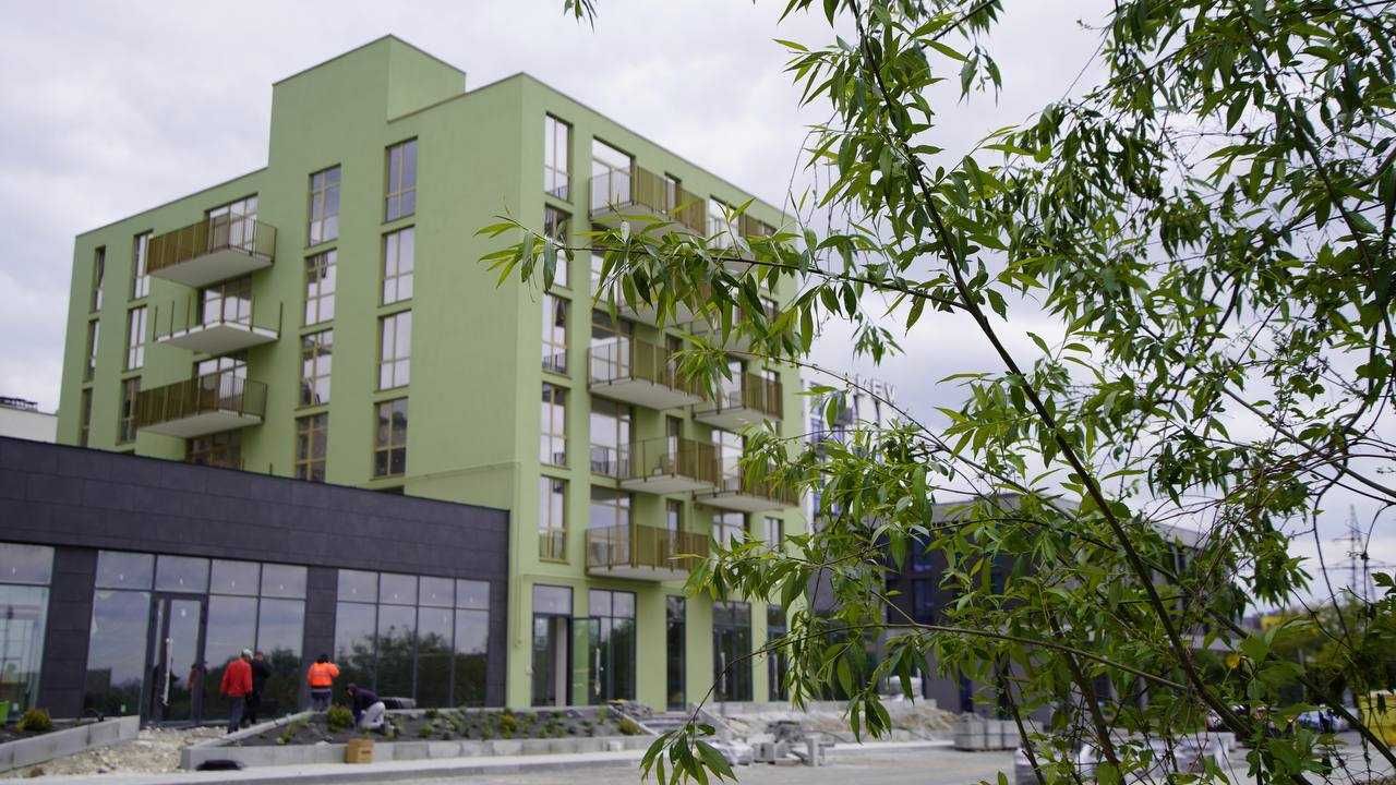 Продаж комерційного приміщення 184,8 м2 у LUX GALLERY на вул Пасічна