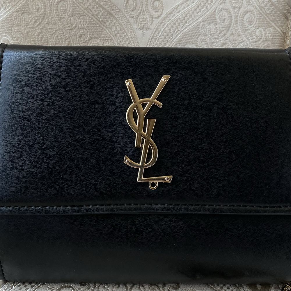 Жіноча сумка-клатч YSL