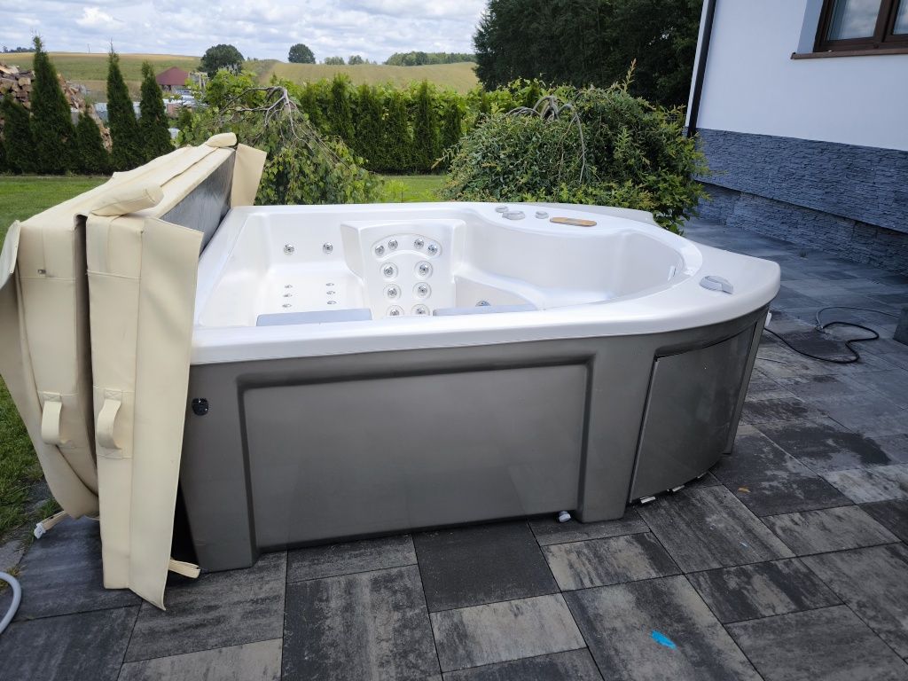 Jacuzzi zewnętrzne