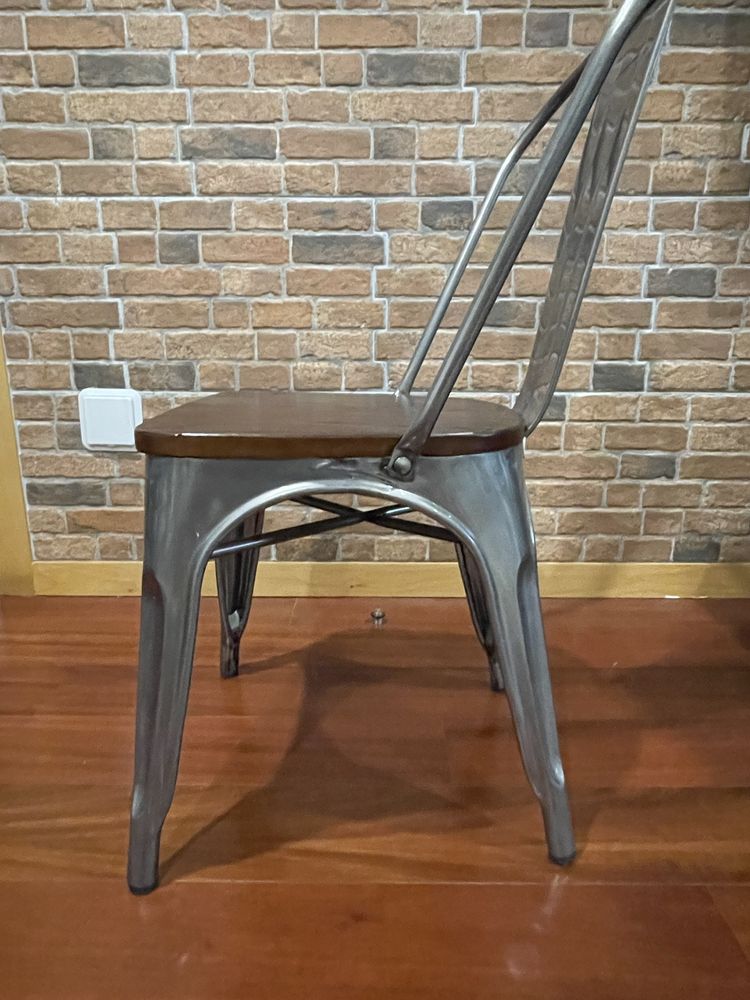 Cadeiras Estilo Industrial