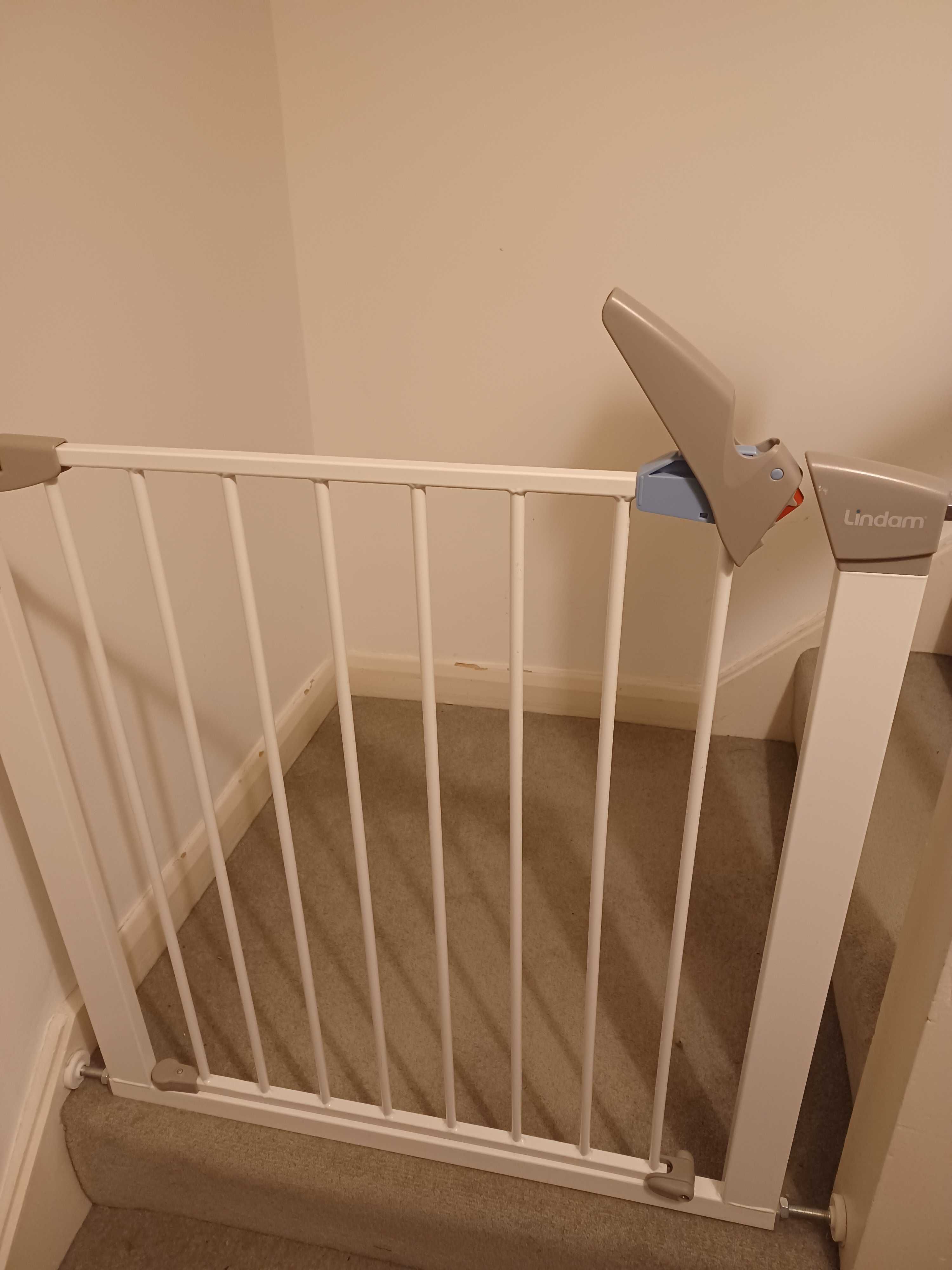 Cancela/Grade extensível 72 a 86 cm protecção escadas