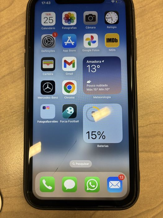 Iphone 11 com 83% bateria