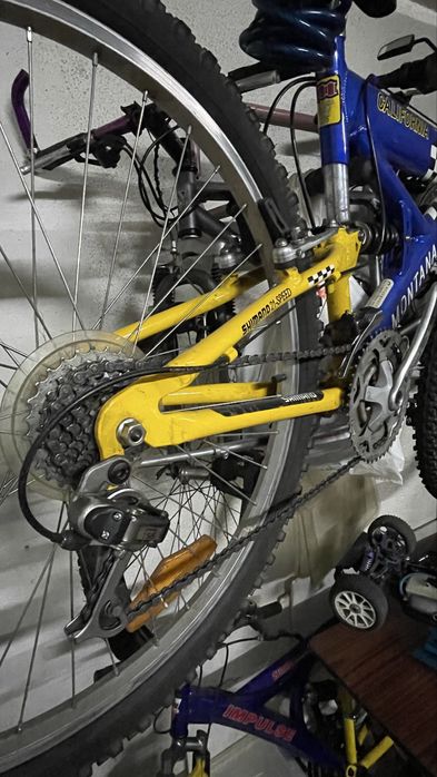 Conjunto 3 bicicletas 2 trotinetes