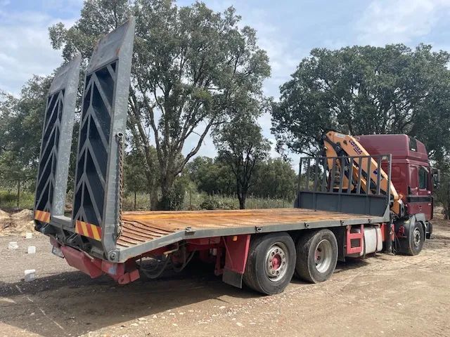 MAN 26-464 Grua + Porta maquinas