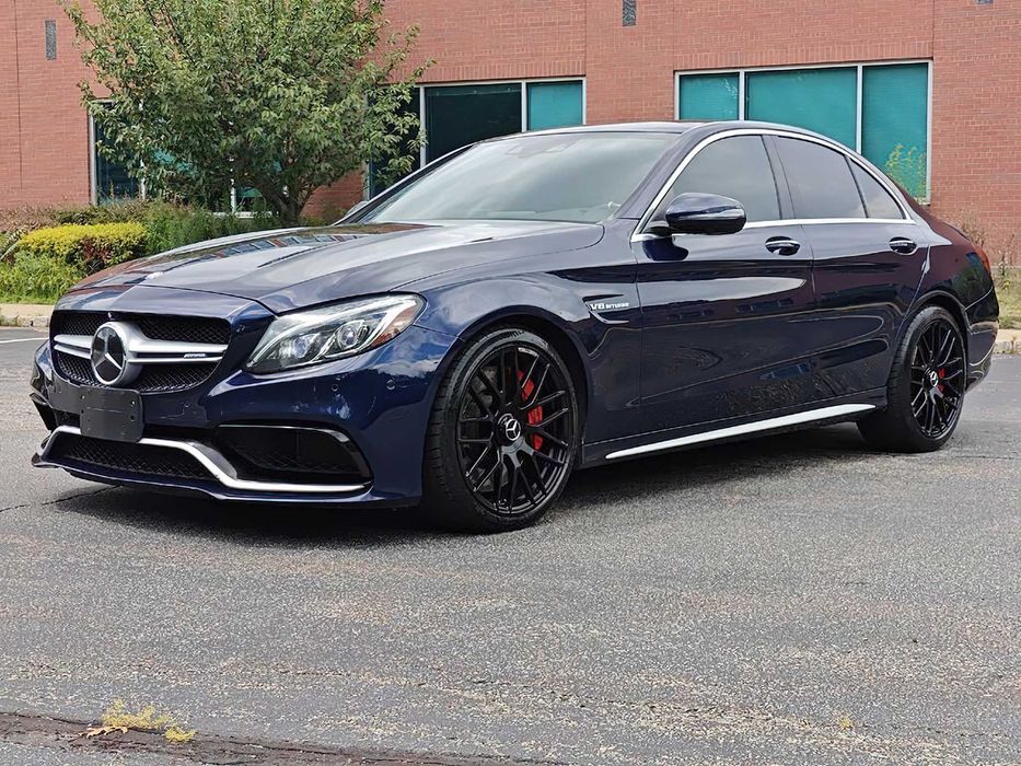Mercedes-Benz C-Class AMG C 63 S      2017