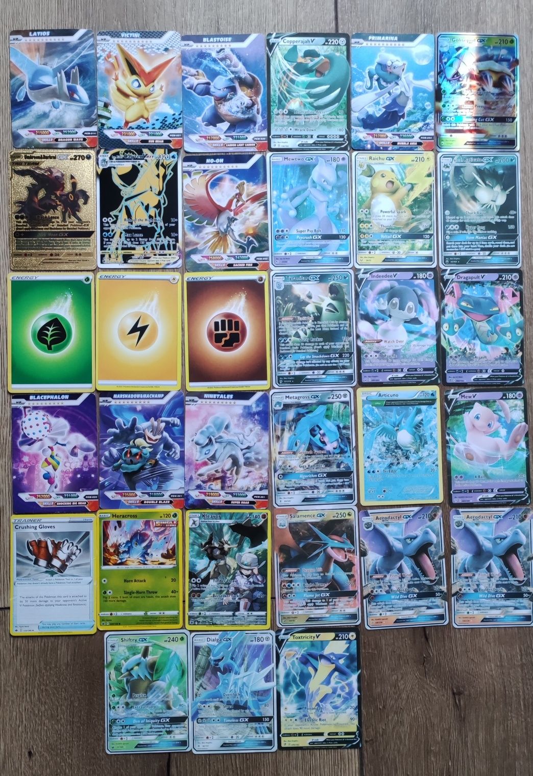 Karty Pokemon zestaw 33 szt. Energy GX V holo Vmax złota