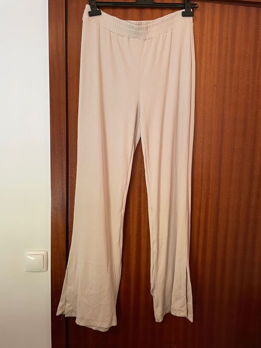 Calças largas caneladas zara