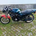 Vendo ou troco  yamaha xj 600