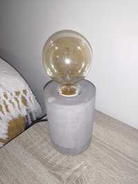 Oldshoolowa lampa