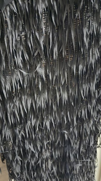 Чорна вечірня сукня Jadore з паєтками і бахромою