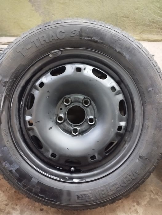 4 диска R14   5х100 в сборе 185х60. + колпаки