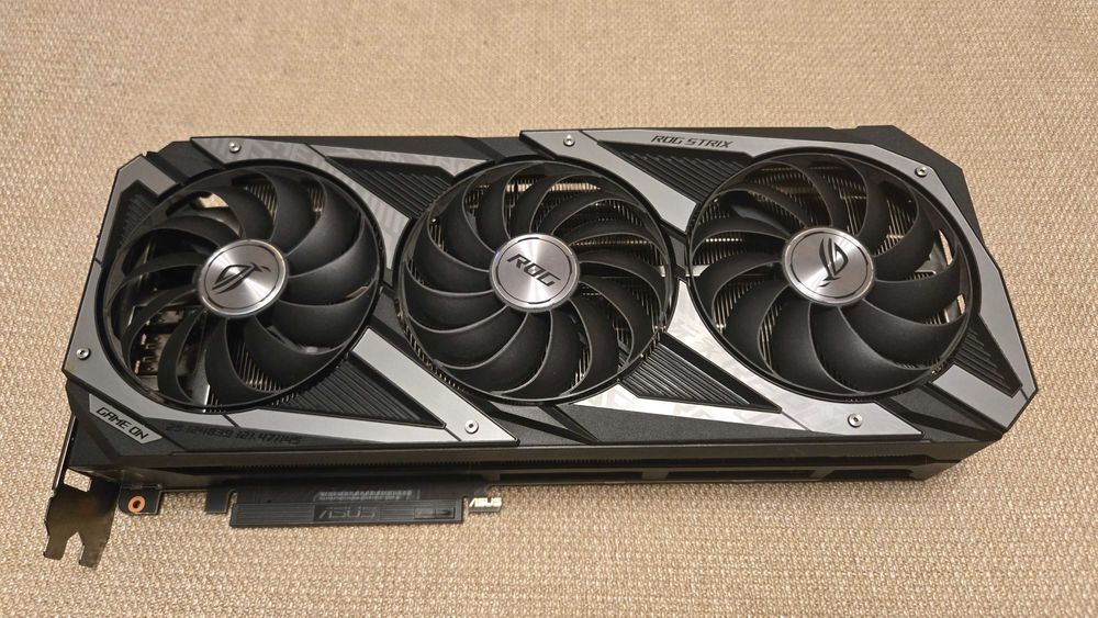 Відеокарта Asus ROG GeForce RTX 3070 Ti STRIX OC 8192MB