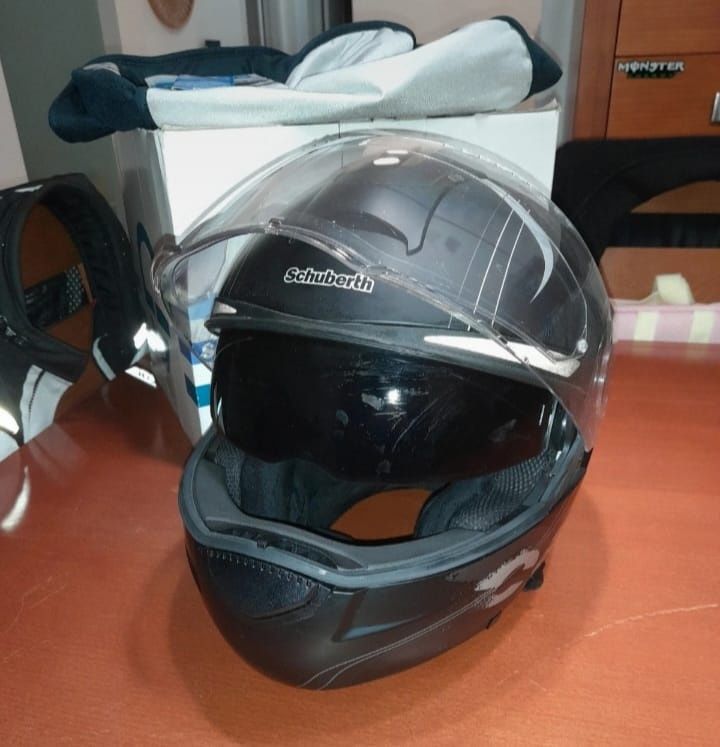 Schuberth C3 modular XL