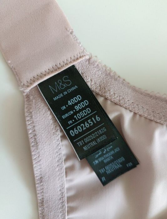 M&S шикарный бюстгальтер 95-40DD минимизер.