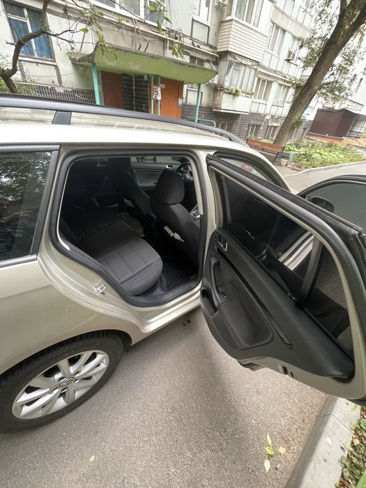 Продам VW Jetta 2,5 , 2012 г.